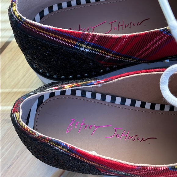 Betsey Johnson Red and Black Plaid Oxfords - Picture 5 of 8